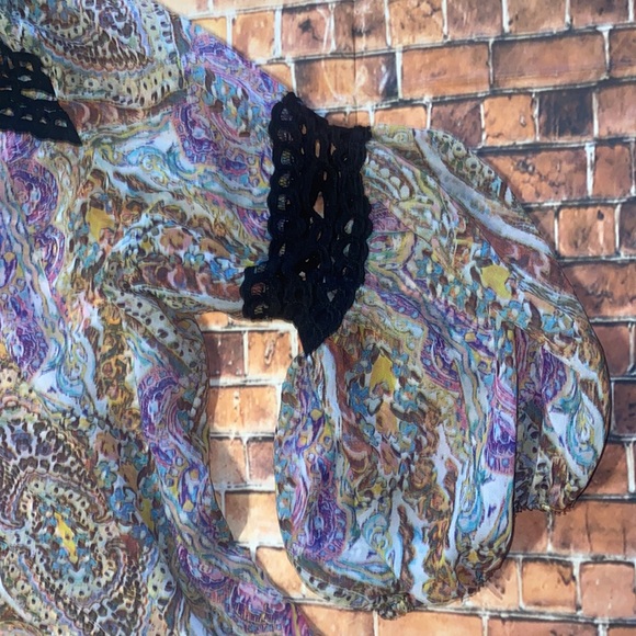 **5 for $20** Sheer Victoria’s Secret Top - Picture 2 of 5